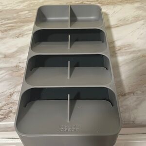 Grey Cutlery Organizer